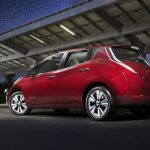 2016-nissan-leaf-standard-equipped-with-17-inches-tires-and-alloy-wheels